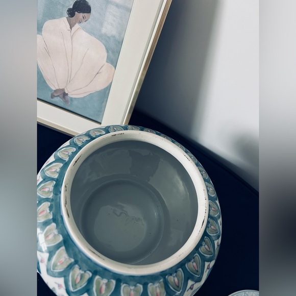 Vintage Chinese  Porcelain Oval Ginger Jar | Chinoiserie - Picture 4 of 5